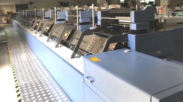 Automatic board-book binder equipment